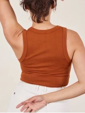 a new day Ribbed Cropped Tank Top - Rust Brown